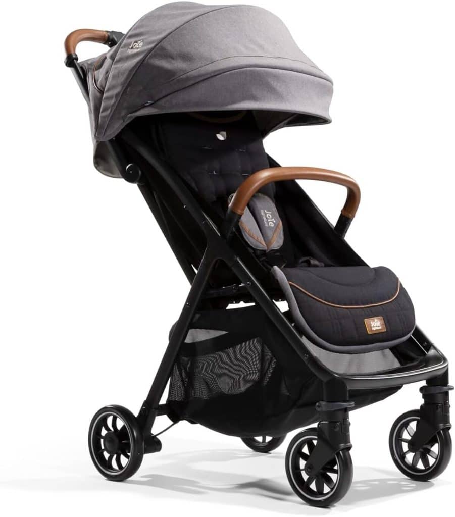 Test de la poussette compacte Joie Parcel™ 3-en-1