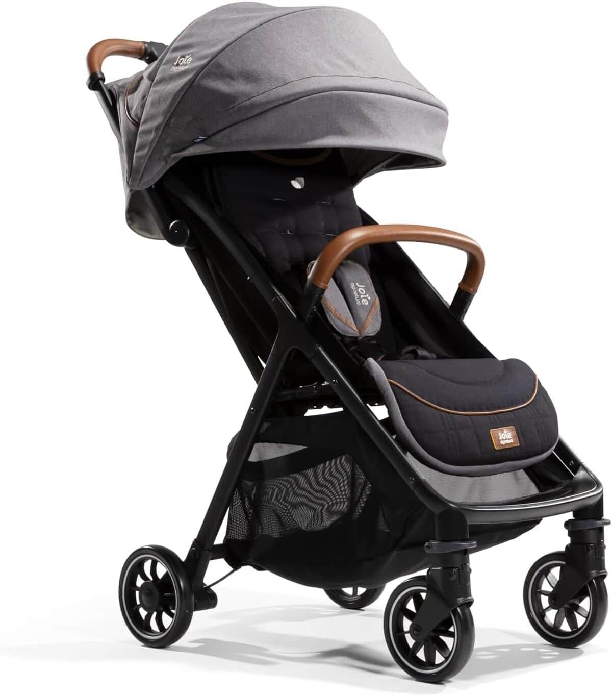 Test de la poussette compacte Joie Parcel™ 3-en-1