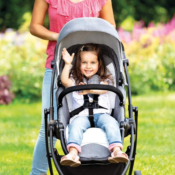 Graco Evo Trio Poussette combinée 3 en 1, nacelle et nacelle SnugEssentials i-Size dès la naissance, kit complet avec chancelière et habillage pluie pliable Suits Me