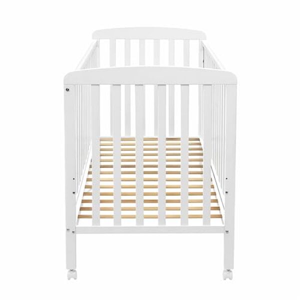 Découvrez le berceau Asalvo 12371, 120 x 60 cm, conçu pour assurer confort et sécurité à votre bébé. Assemblage facile, design élégant. Idéal pour la chambre de votre enfant.