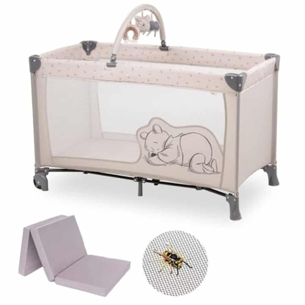 Test hauck Dream n Play Go : lit parapluie bébé avec moustiquaire Disney Pooh